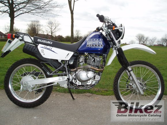 2002 Suzuki DR 200 SE photo